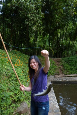 Fishing for trout (Jardin, Colombia)