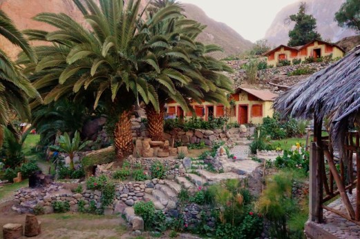 Bungalows (Sangalle, Peru)