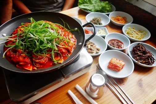 Spicy pork & ssam (Jeju Island, South Korea)