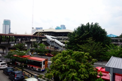 Confusing pedestrian infrastructure (Kuala Lumpur, Malaysia)
